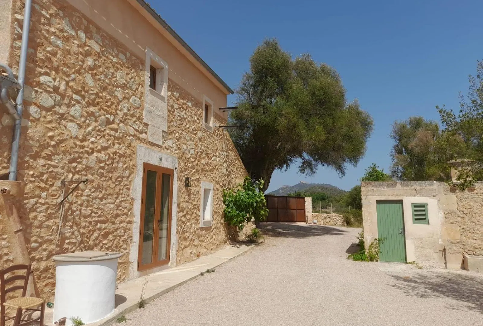 Finca Galeri location